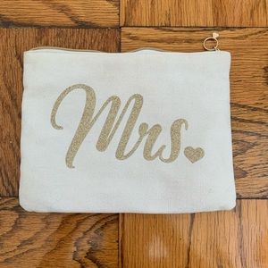NWOT “Mrs.” Cosmetic Bag
